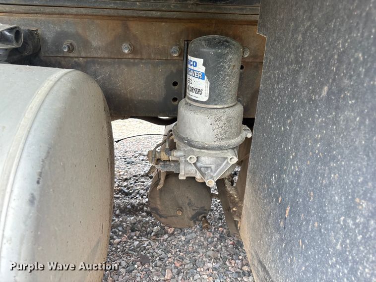 image for item YA4262 2020 Western Star 4700 dump truck