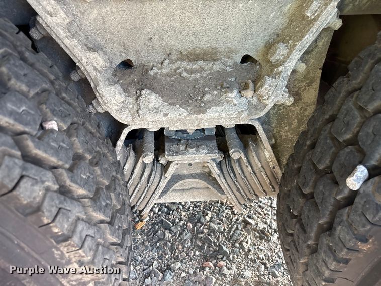 image for item YA4262 2020 Western Star 4700 dump truck