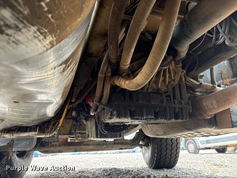 image for item YA4262 2020 Western Star 4700 dump truck