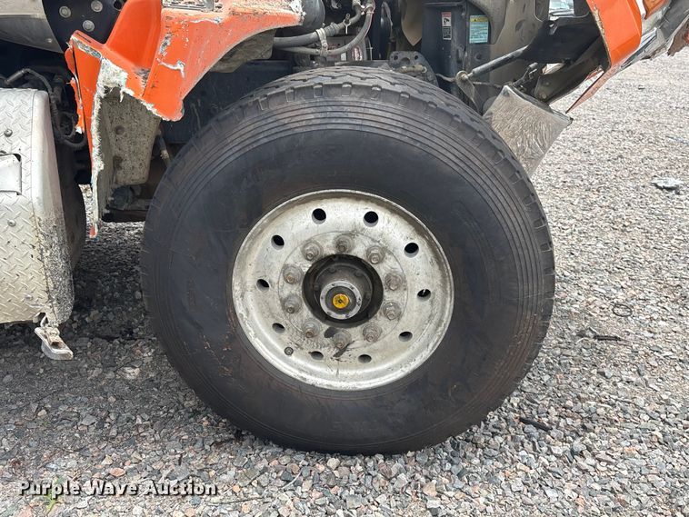 image for item YA4262 2020 Western Star 4700 dump truck