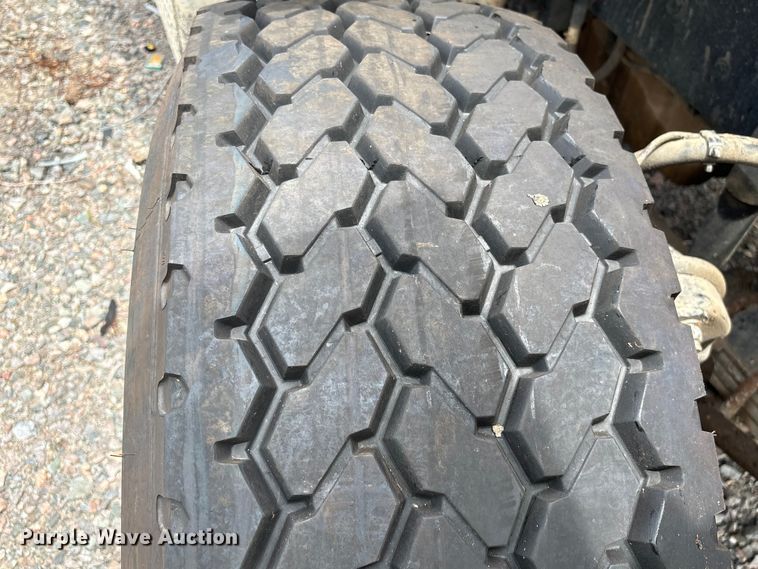 image for item YA4262 2020 Western Star 4700 dump truck