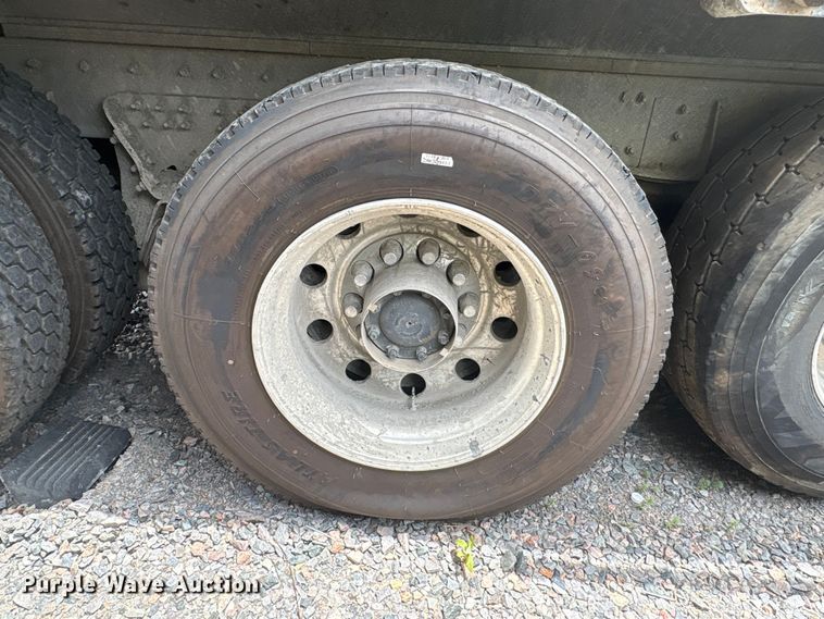 image for item YA4262 2020 Western Star 4700 dump truck