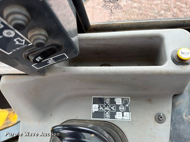 image for item YA4272 2019 Komatsu D51PXI-24 dozer