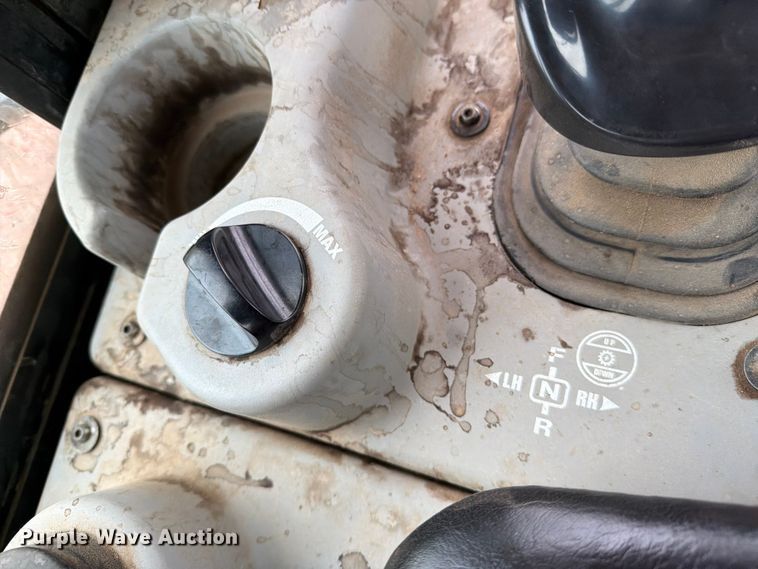 image for item YA4272 2019 Komatsu D51PXI-24 dozer
