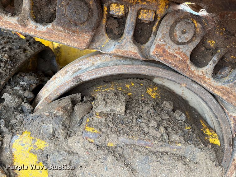 image for item YA4272 2019 Komatsu D51PXI-24 dozer