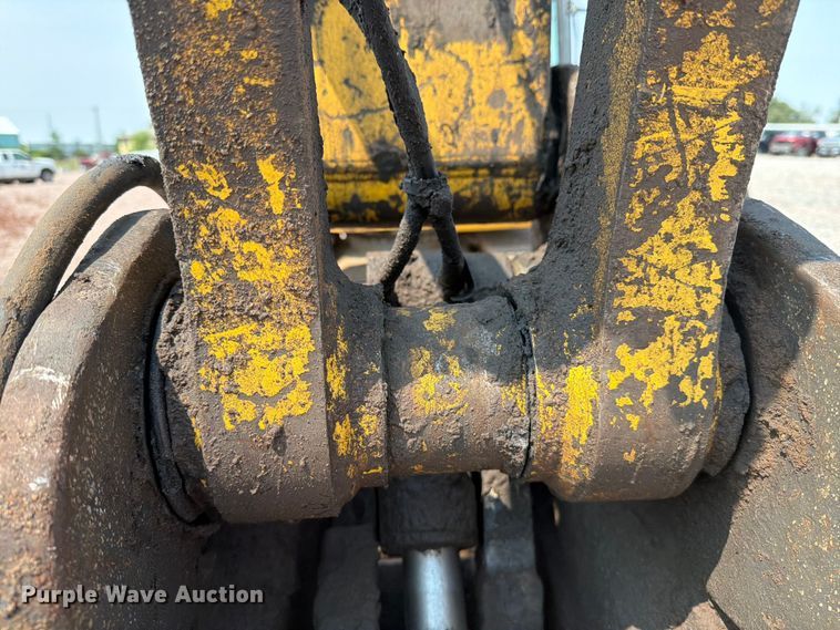 image for item YA4273 2017 Komatsu PC170LC-10 excavator