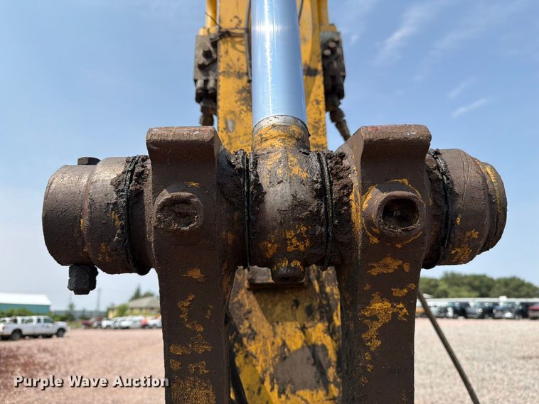 image for item YA4273 2017 Komatsu PC170LC-10 excavator