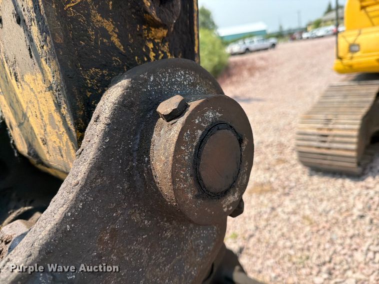 image for item YA4273 2017 Komatsu PC170LC-10 excavator