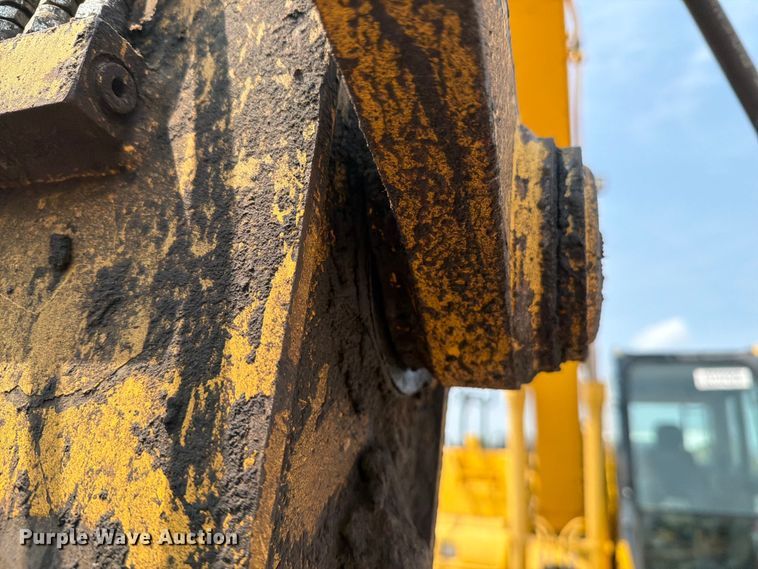 image for item YA4273 2017 Komatsu PC170LC-10 excavator