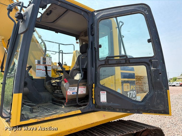image for item YA4273 2017 Komatsu PC170LC-10 excavator