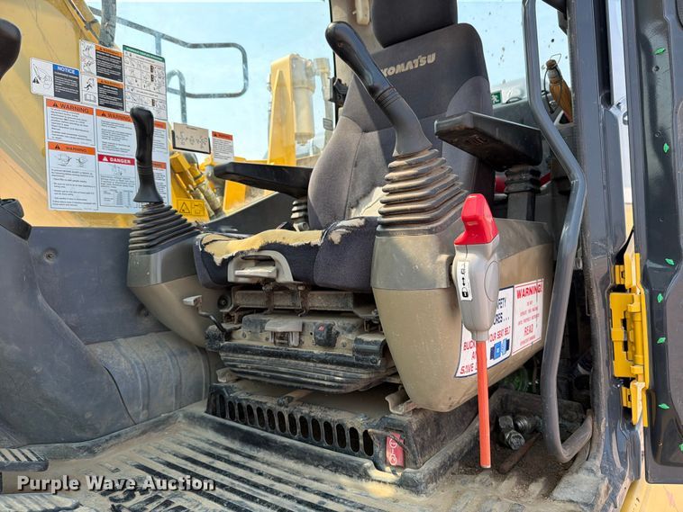 image for item YA4273 2017 Komatsu PC170LC-10 excavator