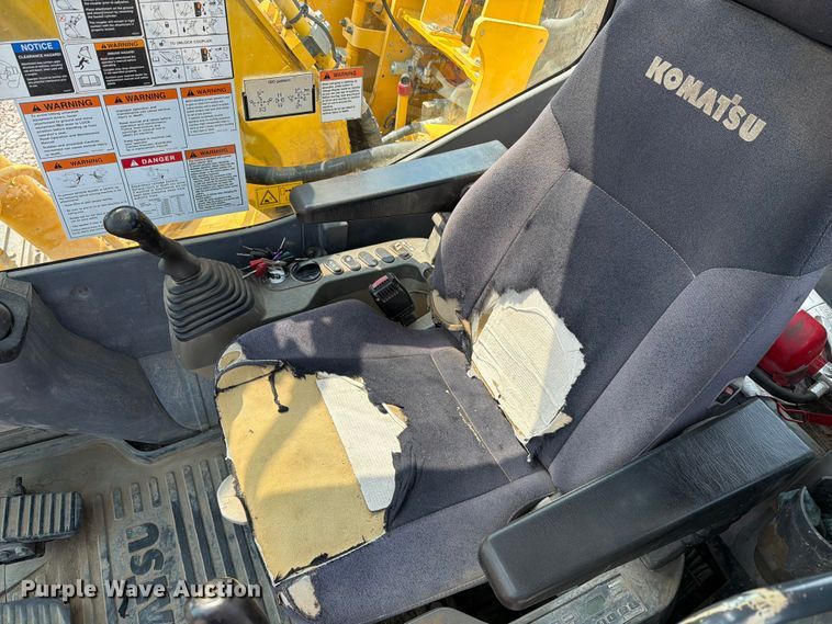image for item YA4273 2017 Komatsu PC170LC-10 excavator