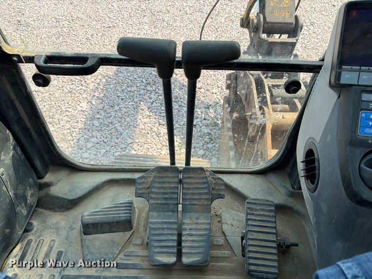 image for item YA4273 2017 Komatsu PC170LC-10 excavator