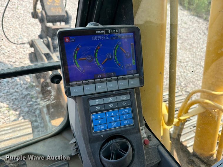 image for item YA4273 2017 Komatsu PC170LC-10 excavator