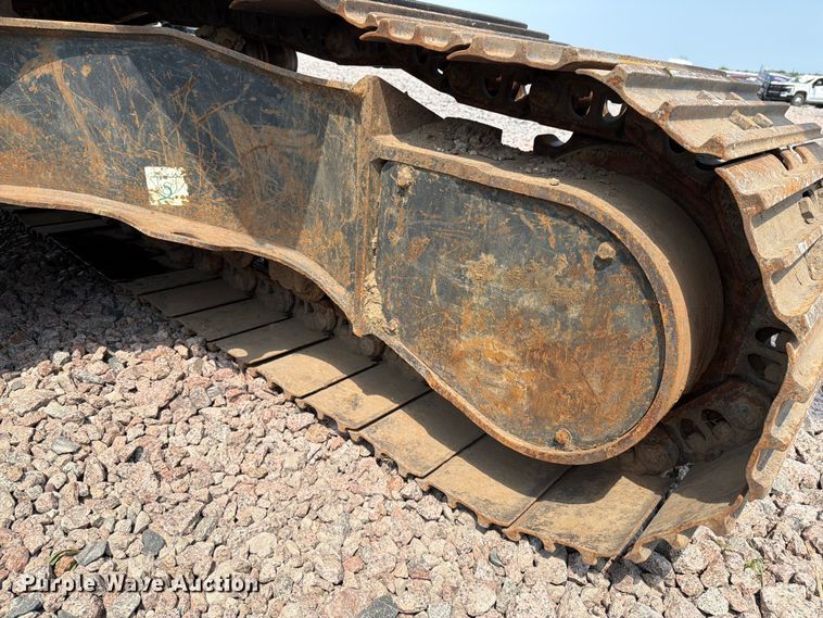 image for item YA4273 2017 Komatsu PC170LC-10 excavator
