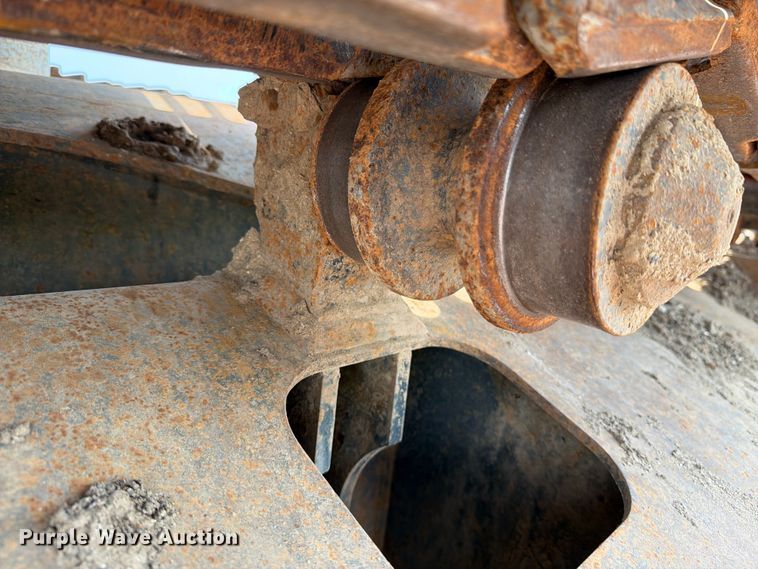 image for item YA4273 2017 Komatsu PC170LC-10 excavator