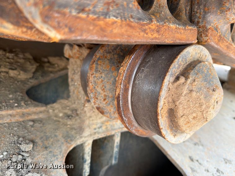 image for item YA4273 2017 Komatsu PC170LC-10 excavator