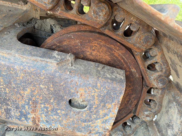 image for item YA4273 2017 Komatsu PC170LC-10 excavator
