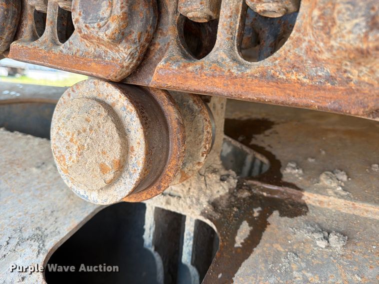 image for item YA4273 2017 Komatsu PC170LC-10 excavator