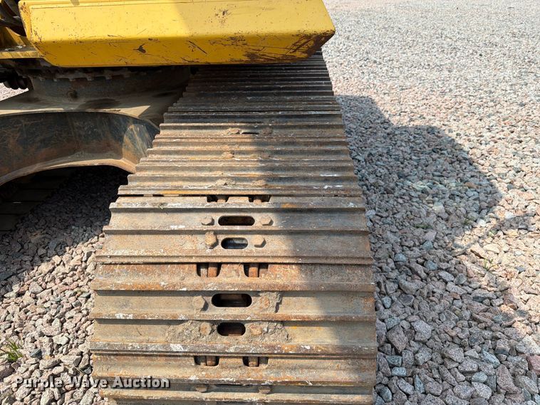 image for item YA4273 2017 Komatsu PC170LC-10 excavator