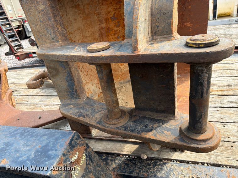 image for item YA4273 2017 Komatsu PC170LC-10 excavator