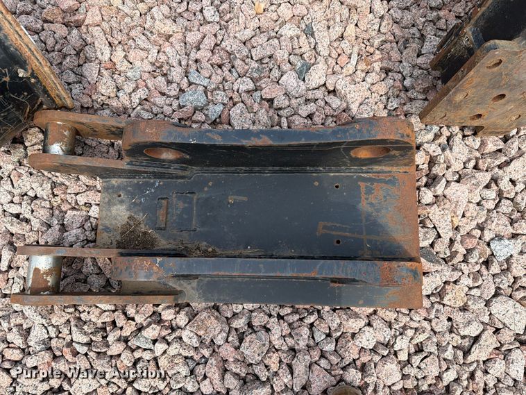 image for item YA4273 2017 Komatsu PC170LC-10 excavator