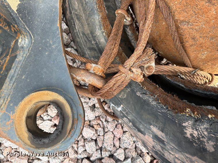 image for item YA4273 2017 Komatsu PC170LC-10 excavator