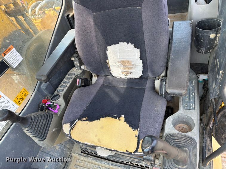 image for item YA4274 2014 Komatsu PC360LC-10 excavator