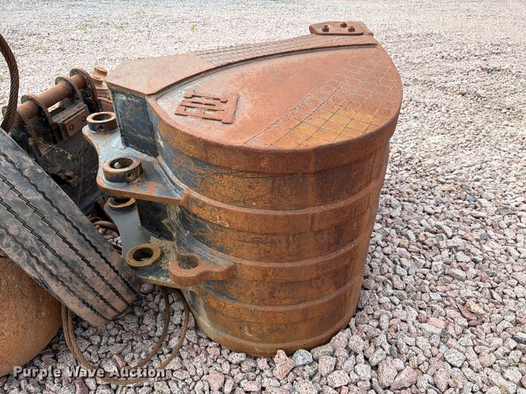 image for item YA4274 2014 Komatsu PC360LC-10 excavator
