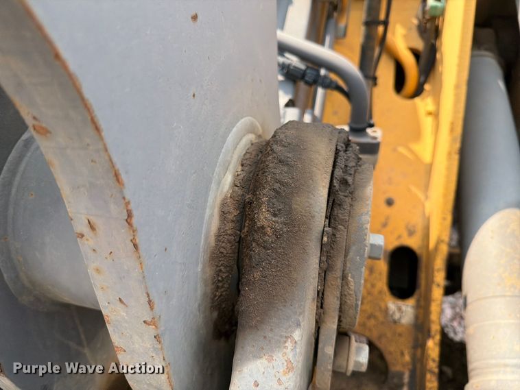 image for item YA4275 2009 Volvo L90F wheel loader