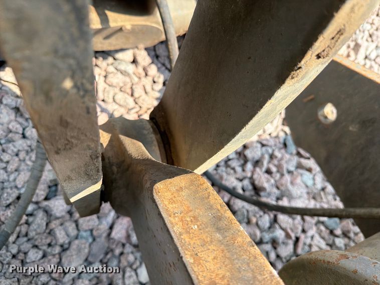 image for item YA4275 2009 Volvo L90F wheel loader