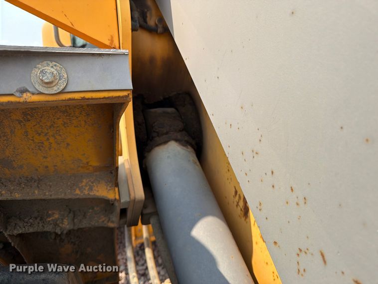 image for item YA4275 2009 Volvo L90F wheel loader