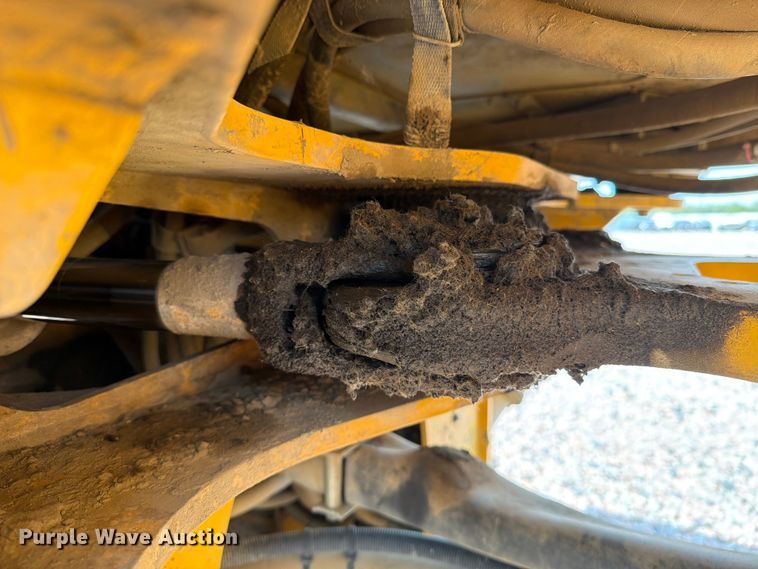 image for item YA4275 2009 Volvo L90F wheel loader
