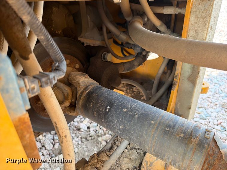 image for item YA4275 2009 Volvo L90F wheel loader