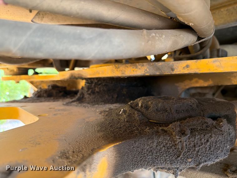 image for item YA4275 2009 Volvo L90F wheel loader