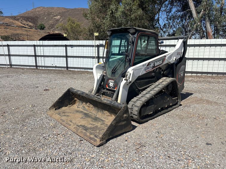 2022 Bobcat T76 tracked skid steer loader