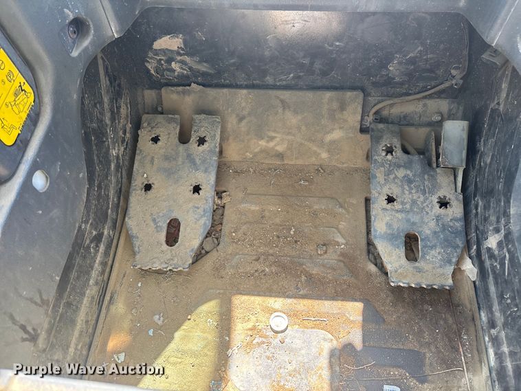 image for item YA4279 2022 Bobcat T76 tracked skid steer loader