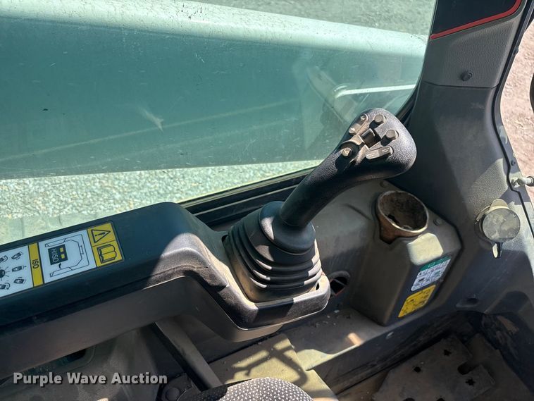 image for item YA4279 2022 Bobcat T76 tracked skid steer loader