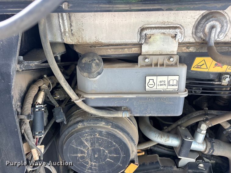 image for item YA4279 2022 Bobcat T76 tracked skid steer loader