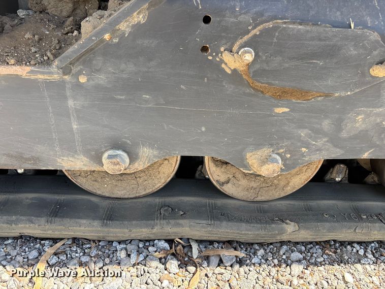 image for item YA4279 2022 Bobcat T76 tracked skid steer loader