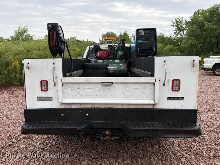 image for item YA4282 2021 Ford F550 Super Duty utility / service truck