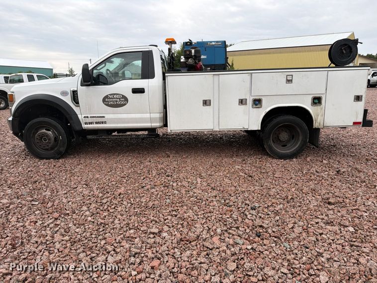 image for item YA4282 2021 Ford F550 Super Duty utility / service truck