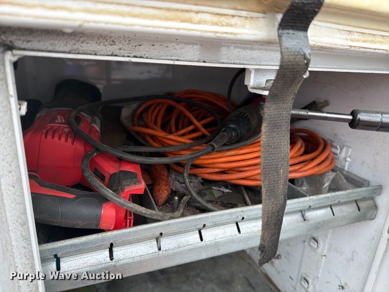 image for item YA4282 2021 Ford F550 Super Duty utility / service truck