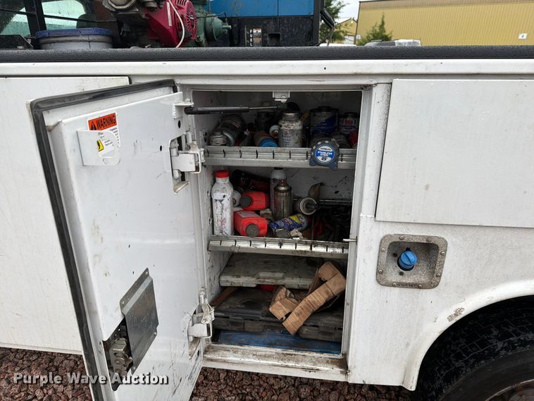 image for item YA4282 2021 Ford F550 Super Duty utility / service truck