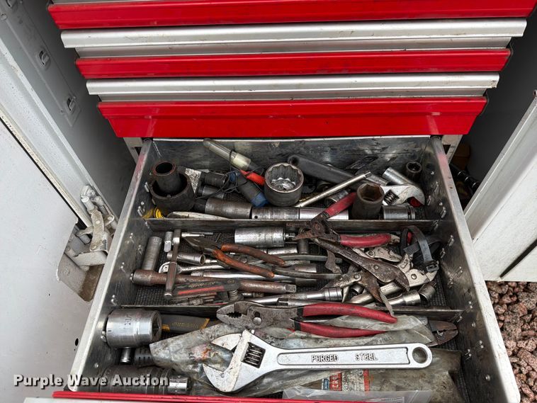 image for item YA4282 2021 Ford F550 Super Duty utility / service truck