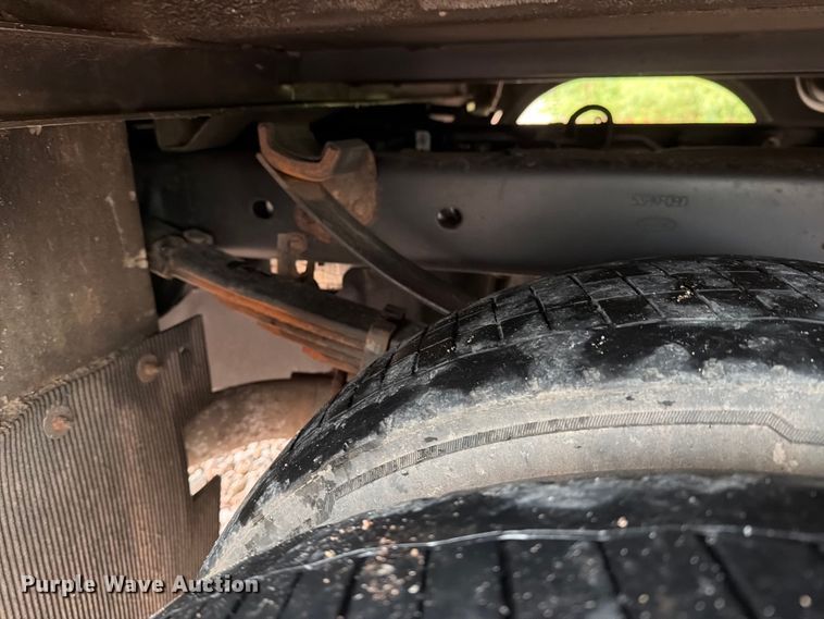 image for item YA4282 2021 Ford F550 Super Duty utility / service truck