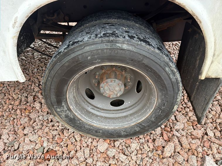 image for item YA4282 2021 Ford F550 Super Duty utility / service truck