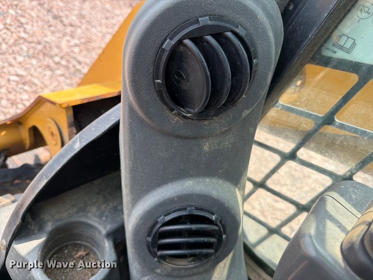 image for item YA4294 2021 Caterpillar 259D3 tracked skid steer loader