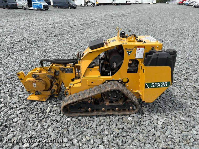 image for item YA4306 2021 Vermeer SPX25 vibratory cable plow