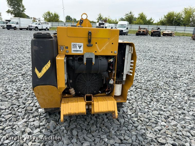 image for item YA4306 2021 Vermeer SPX25 vibratory cable plow